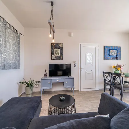 Willa Lotus
