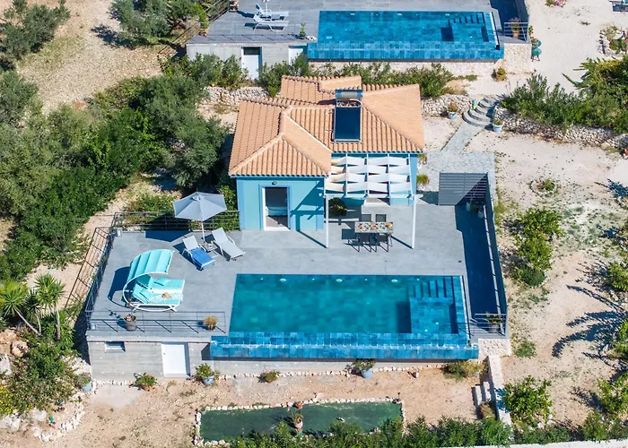 Lotus Villa *